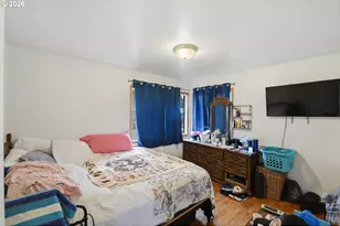 1635 Garfield St, North Bend, OR 97459 - Photo 8