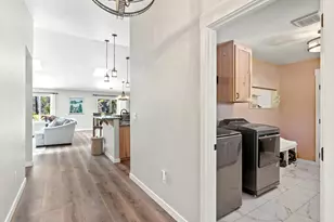 91403 Marbrook Ln, Blue River, OR 97413 - Photo 6