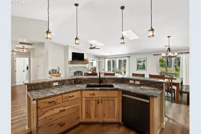 91403 Marbrook Ln, Blue River, OR 97413 - Photo 8