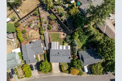 11424 SW 66th Ave, Portland, OR 97223 - Photo 44