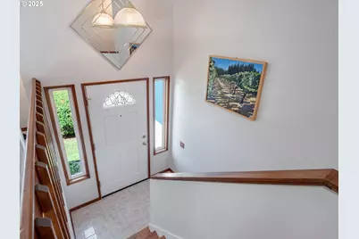 11424 SW 66th Ave, Portland, OR 97223 - Photo 6