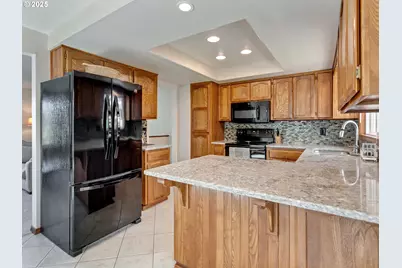 11424 SW 66th Ave, Portland, OR 97223 - Photo 10