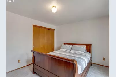 11424 SW 66th Ave, Portland, OR 97223 - Photo 18