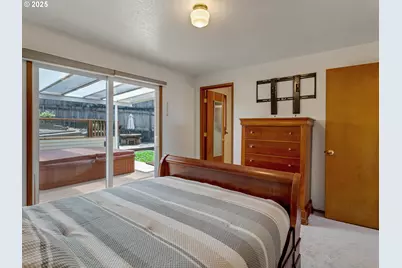 11424 SW 66th Ave, Portland, OR 97223 - Photo 16