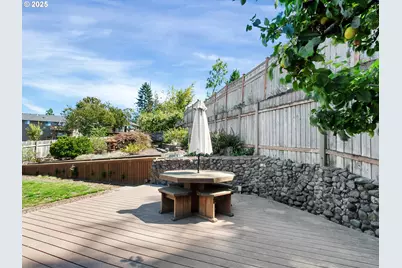 11424 SW 66th Ave, Portland, OR 97223 - Photo 32