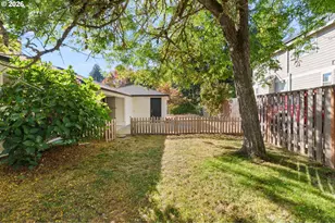 7821 SW Greenwood Dr, Portland, OR 97223 - Photo 32