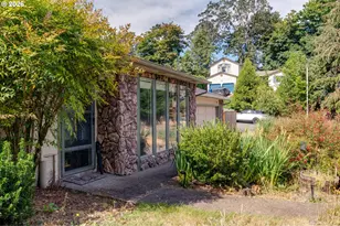 1020 Windemere Dr NW, Salem, OR 97304 - Photo 4