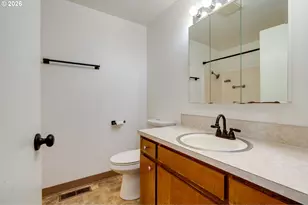 1020 Windemere Dr NW, Salem, OR 97304 - Photo 32