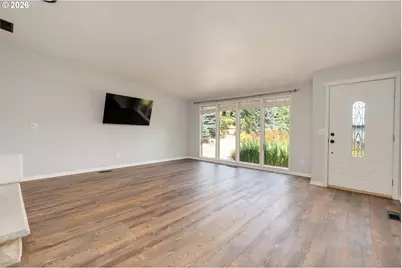 1020 Windemere Dr NW, Salem, OR 97304 - Photo 8