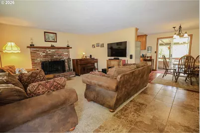 686 Murdock Dr, Oakland, OR 97462 - Photo 6