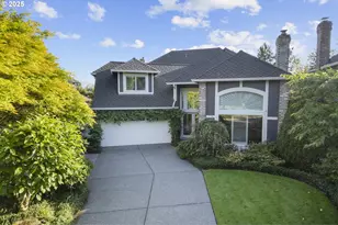 4674 Chelsea Ln, Lake Oswego, OR 97035 - Photo 4