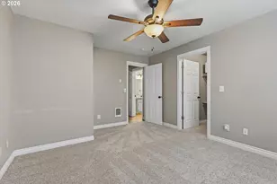 20920 Fawn Ct, West Linn, OR 97068 - Photo 14