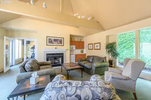 20920 Fawn Ct, West Linn, OR 97068 - Photo 20