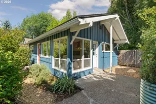 9244 N Allegheny Ave, Portland, OR 97203 - Photo 4