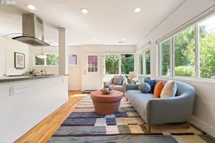 9244 N Allegheny Ave, Portland, OR 97203 - Photo 6