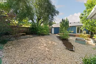 9244 N Allegheny Ave, Portland, OR 97203 - Photo 36