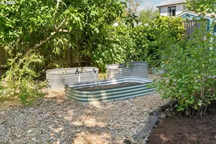 9244 N Allegheny Ave, Portland, OR 97203 - Photo 30