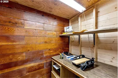 740 E St, Washougal, WA 98671 - Photo 12