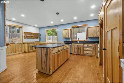 39577 SE Kitzmiller Rd, Eagle Creek, OR 97022 - Photo 6