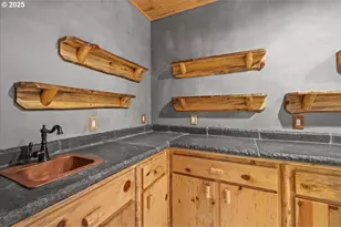 39577 SE Kitzmiller Rd, Eagle Creek, OR 97022 - Photo 16