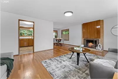 9042 SW Monterey Pl, Portland, OR 97225 - Photo 10