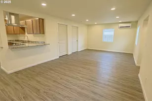 2518 Pacific Ave, North Bend, OR 97459 - Photo 8