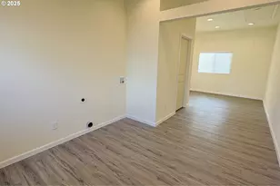 2518 Pacific Ave, North Bend, OR 97459 - Photo 32