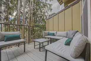 87986 E Alpenglow Ln, Government Camp, OR 97028 - Photo 8