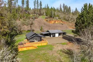 24990 Hwy 62, Trail, OR 97541 - Photo 2