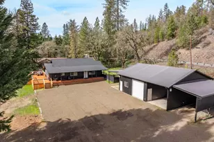 24990 Hwy 62, Trail, OR 97541 - Photo 4