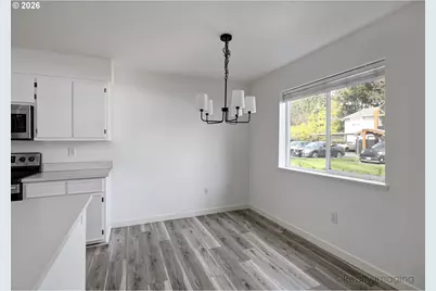 10690 SW Davies Rd, Beaverton, OR 97008 - Photo 6
