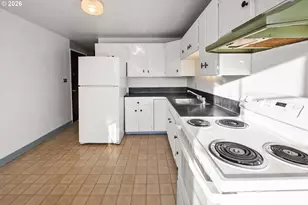 2440 Pine St, Seaside, OR 97138 - Photo 8