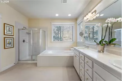 6321 SW Canby St, Portland, OR 97219 - Photo 16