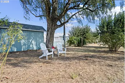 24315 Peoria Rd, Harrisburg, OR 97446 - Photo 28
