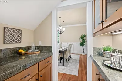 1991 Country Club Rd, Lake Oswego, OR 97034 - Photo 12