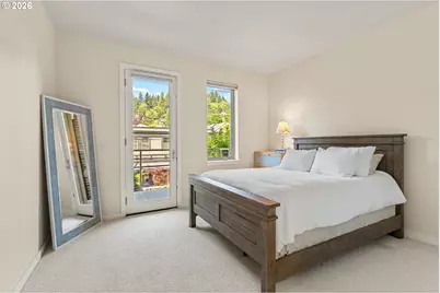 4280 S Corbett Ave #201, Portland, OR 97239 - Photo 26