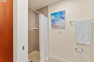 4280 S Corbett Ave, Portland, OR 97239 - Photo 24