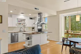 4280 S Corbett Ave, Portland, OR 97239 - Photo 12