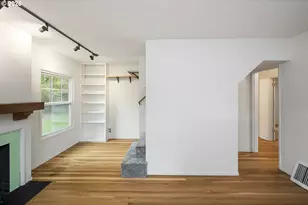 1945 NE Bell Dr, Portland, OR 97220 - Photo 6