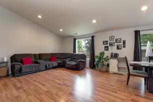 683 NE Summerfield St, McMinnville, OR 97128 - Photo 6