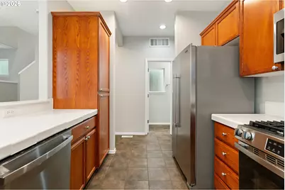 1062 SE Tamango St, Hillsboro, OR 97123 - Photo 16