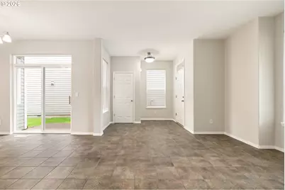 1062 SE Tamango St, Hillsboro, OR 97123 - Photo 6