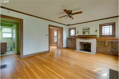 7024 N Villard Ave, Portland, OR 97217 - Photo 6