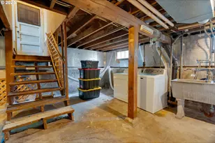 7024 N Villard Ave, Portland, OR 97217 - Photo 20