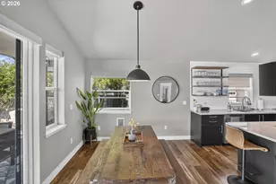 2630 N Hayden Island Dr, Portland, OR 97217 - Photo 12