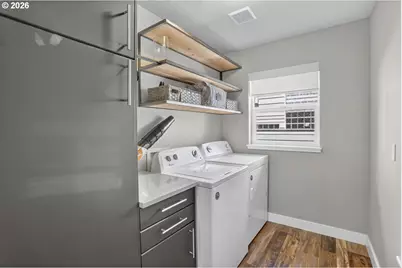 2630 N Hayden Island Dr #17, Portland, OR 97217 - Photo 28