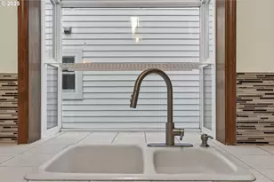 26400 NW St Helens Rd, Scappoose, OR 97056 - Photo 14