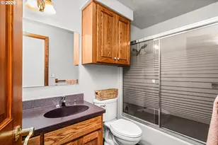 2673 Garfield St, Eugene, OR 97405 - Photo 30