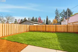 14716 SE Powell Blvd, Portland, OR 97236 - Photo 18