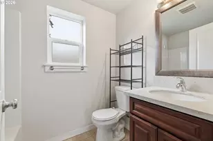 3223 SE 122nd Ave, Portland, OR 97236 - Photo 32